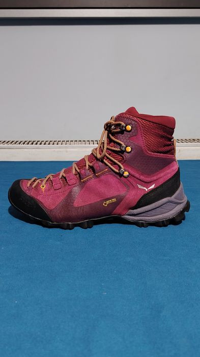 SALEWA Alpenviolet Mid GTX, ghete din piele cu GoreTex, mărimea 38, interior 24 cm.