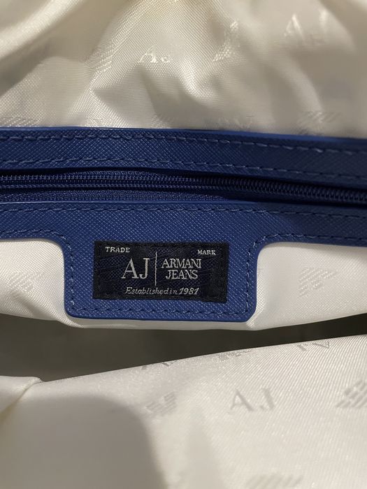 Geanta Armani exchange