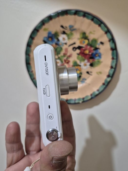 Compact digital dual lcd pt selfie Samsung  DV 150F