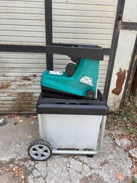 Валцова самопридърпваща дробилка 2800W