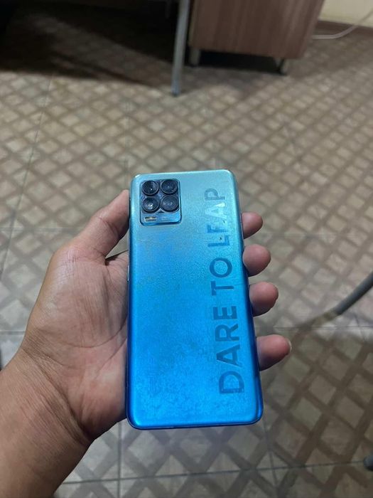 Krishkasi sal qirilgan ishlashi yaxshi  xammasi radnoy holatda