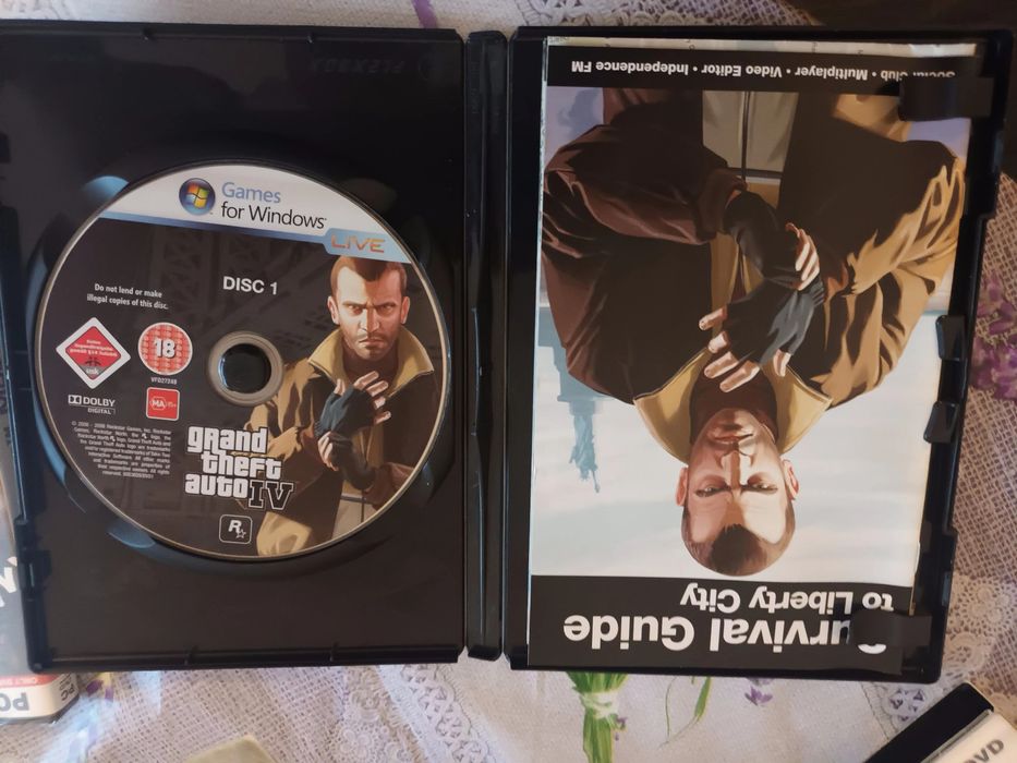 Jocuri video NFS și GTA de colecție