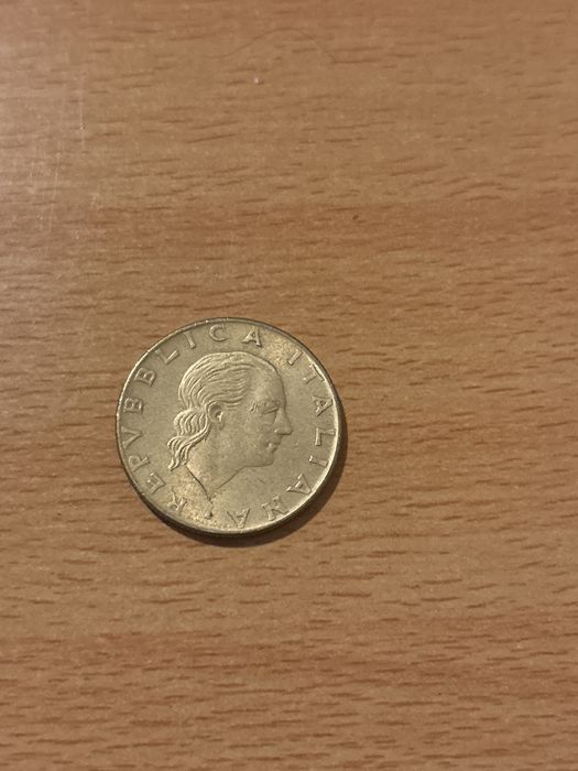 Monede vechi de colectie,si bancnote pt colectie ,pe cale de disparitie Vitruvian Man si multe altele..