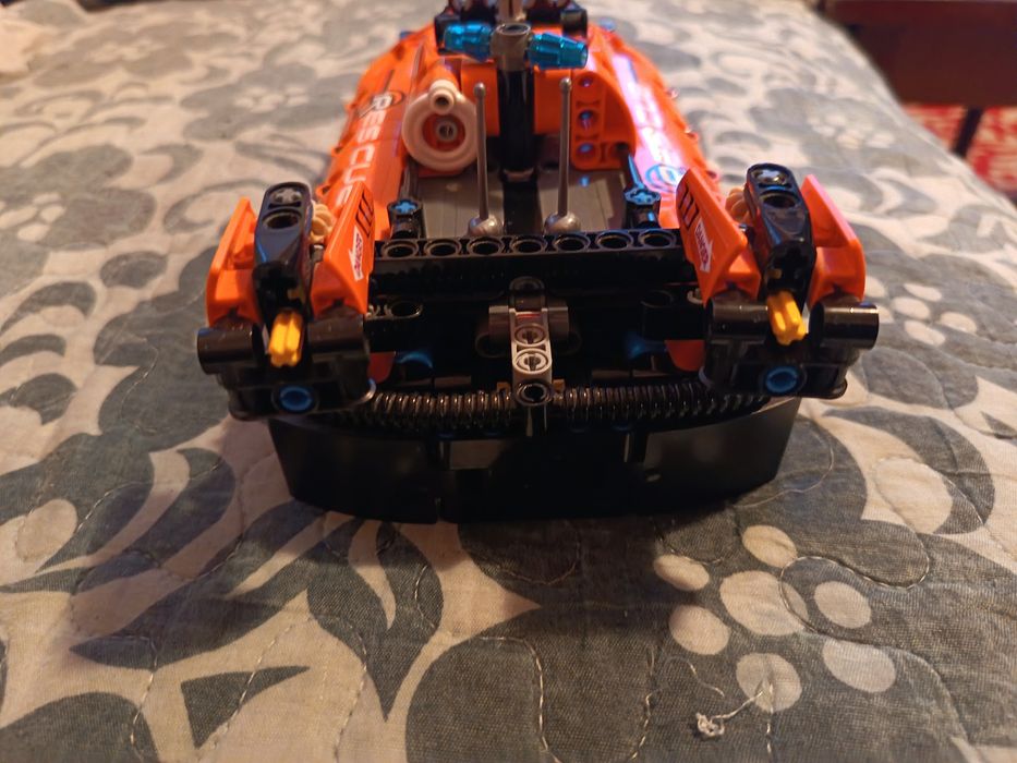 Vând lego technic