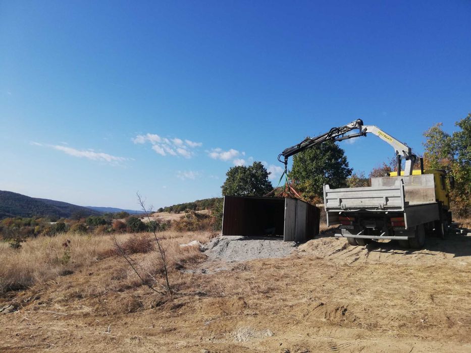 Багер и самосвал