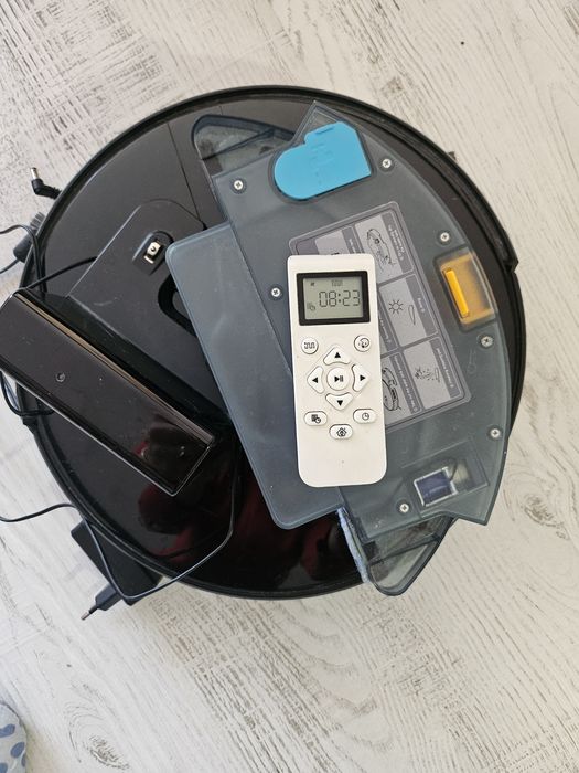 Прахосмукачка робот V tac