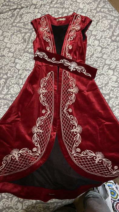 Женская одежда 5000тг