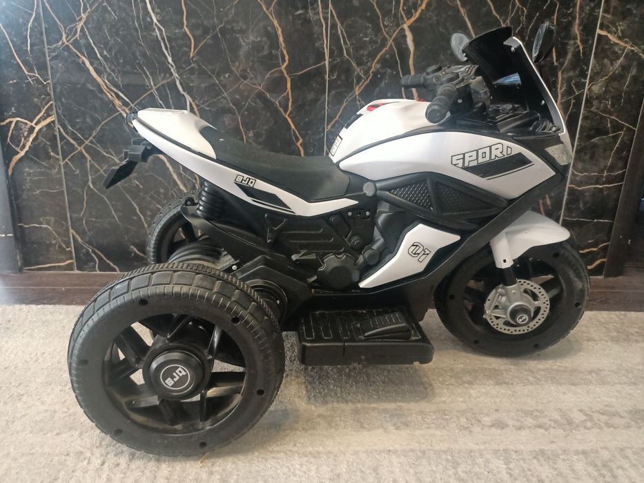 Детский мотоцикл практически новый