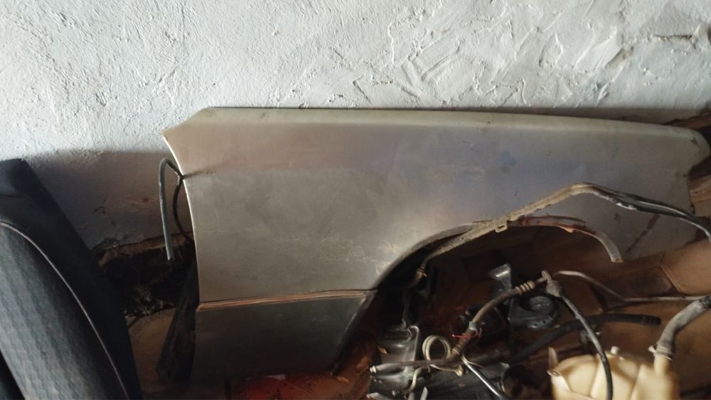 Двери 124 ешка и крыло