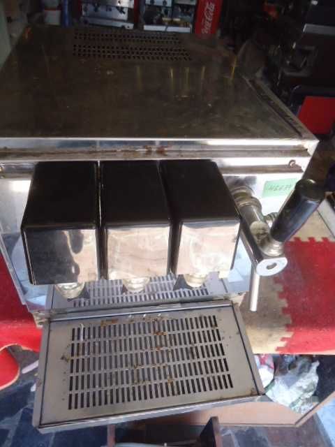 пост микс апарат, италия.