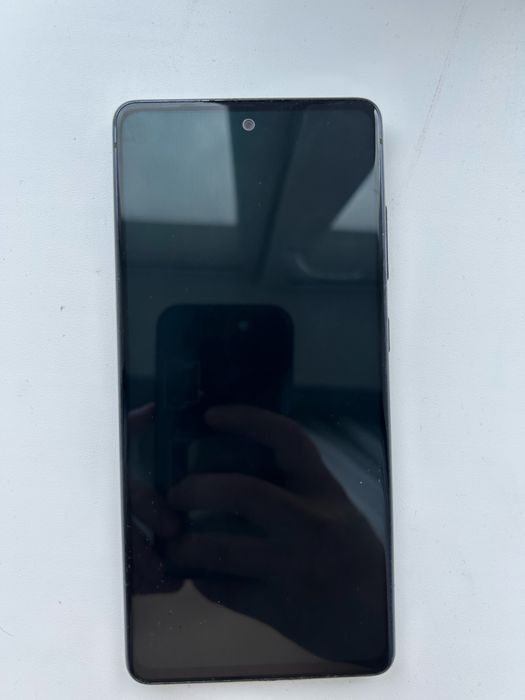 Samsung S20 Fe продам каробка все есть