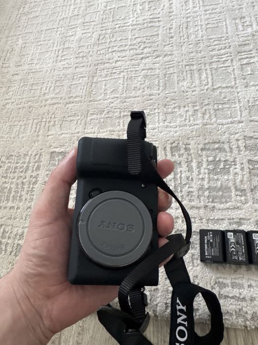 Продам Sony A6300