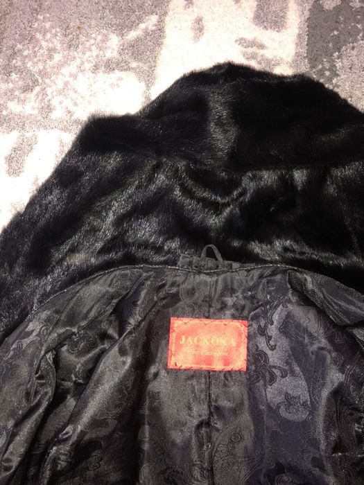 Продам норковую шубу