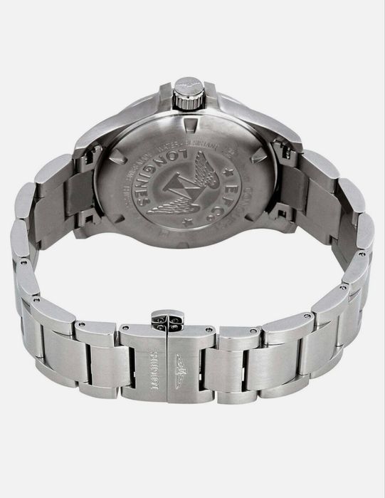 Швейцарские часы фирмы Longines Conquest V.H.P., кварц