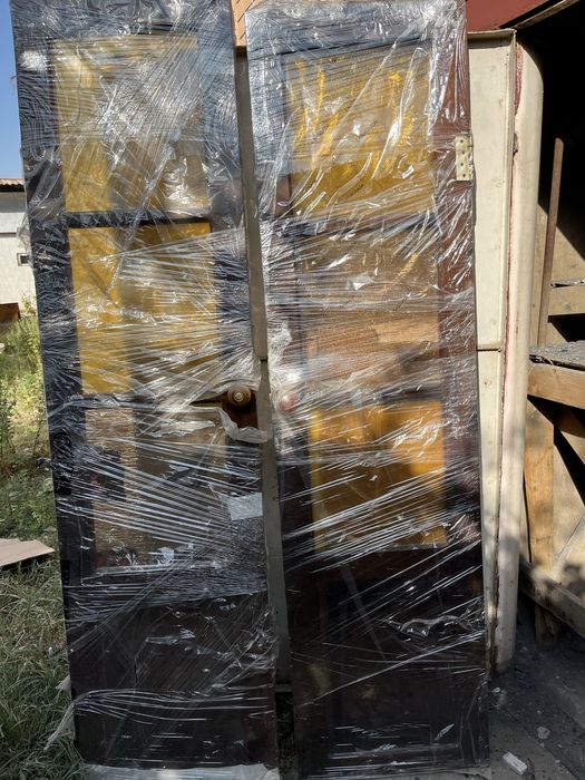 Двери межкомнатные твухстворчатые