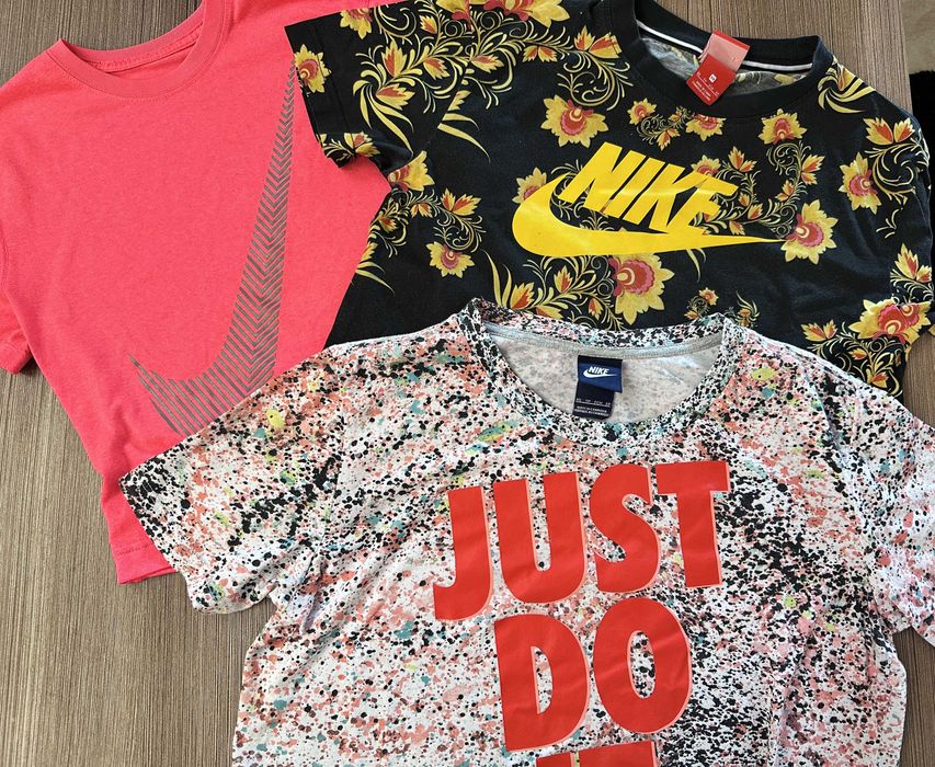 Къси тениски  Nike XS