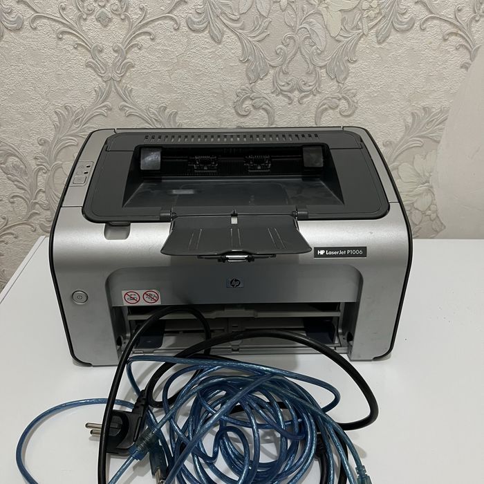 HP LaserJet P1006 Printer в хорошем состоянии