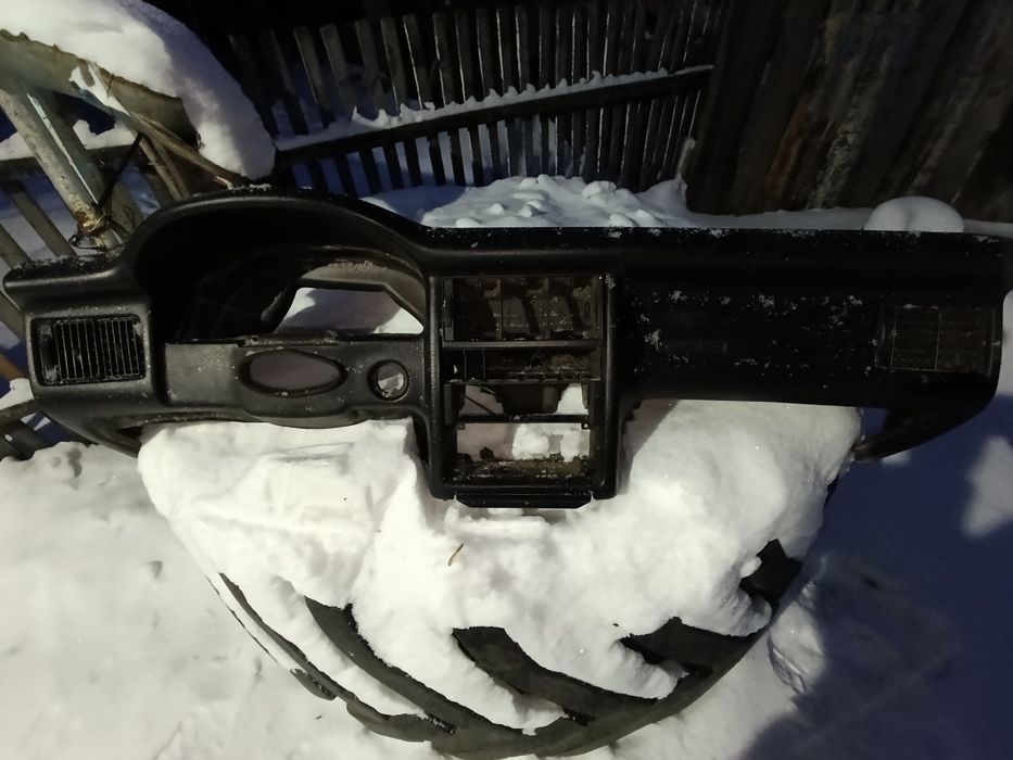 Продам запчасти на Ауди 80 б3 ,