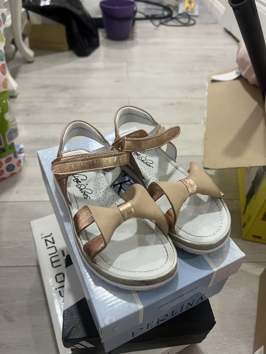 Сандали perlina 33 кожа