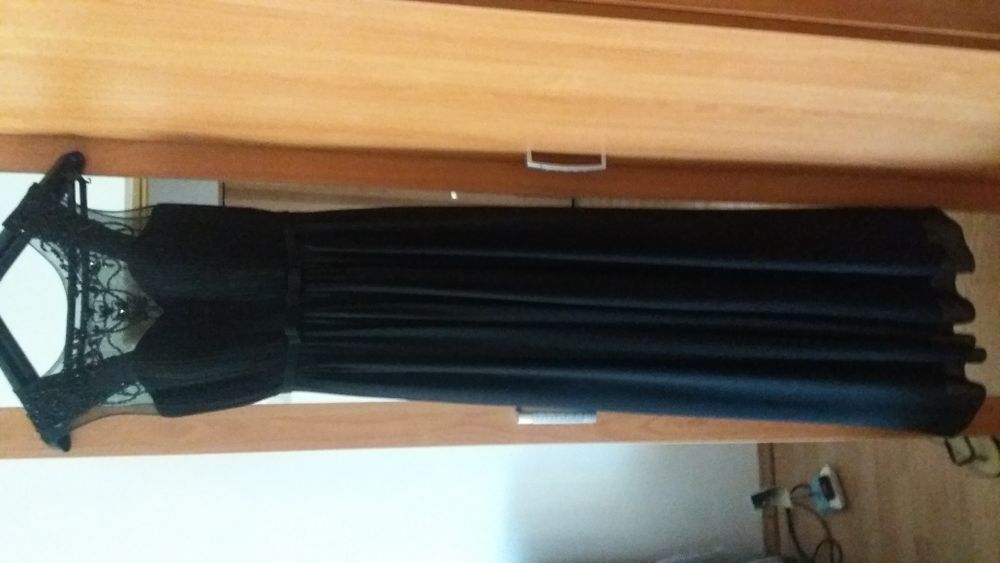 Rochie eleganta neagra