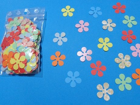 Floare model #3, 25mm forme decupate din hartie, 500 buc/pachet