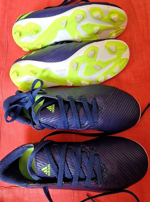 Adidasi Messi Fotbal