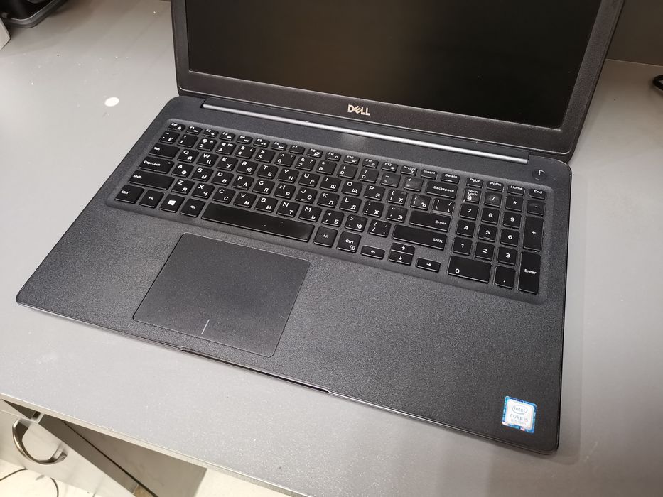 Ноутбук Dell Latitude 3500 в хорошем состоянии, core i5-8265u