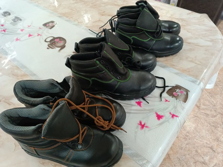 Продам ботинки рабочие новые