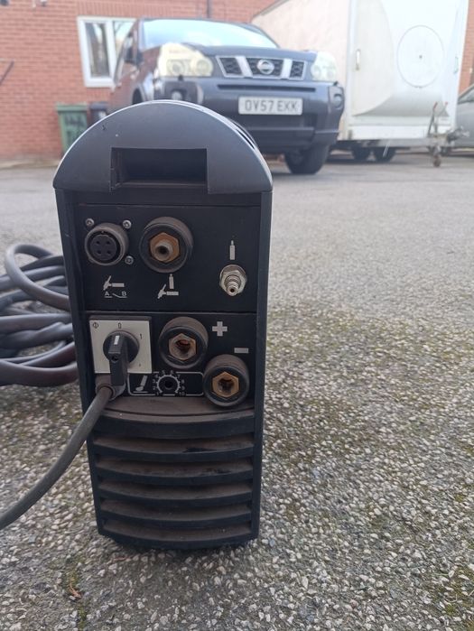 Aparat sudura kemppi tig.2200 perfect funcțional+ acele de sudura