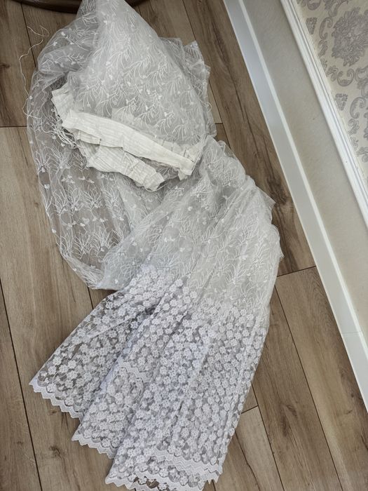 Продам недорого тюль.