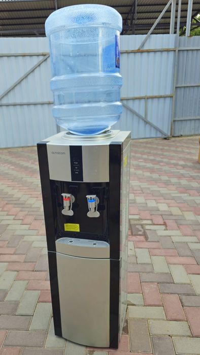 Кулер для воды ALMACOM в отличном состоянии