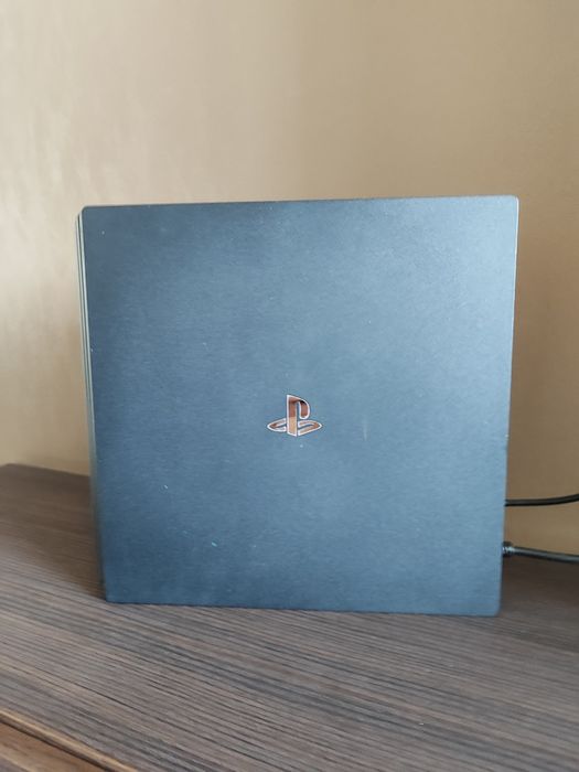 Playstation 4 pro 1TB
