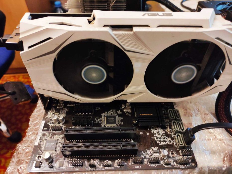 ASUS GeForce GTX 1060 Dual OC 6GB GDDR5 192-bit