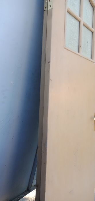 Продам 2 двери по 3000