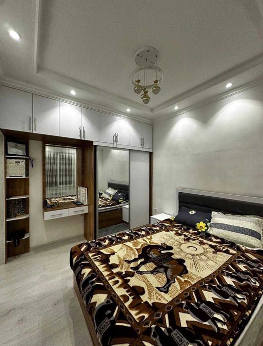 Сдаётся квартира с авторским ремонтом на Мирабаде, ор-р: ЦУМ