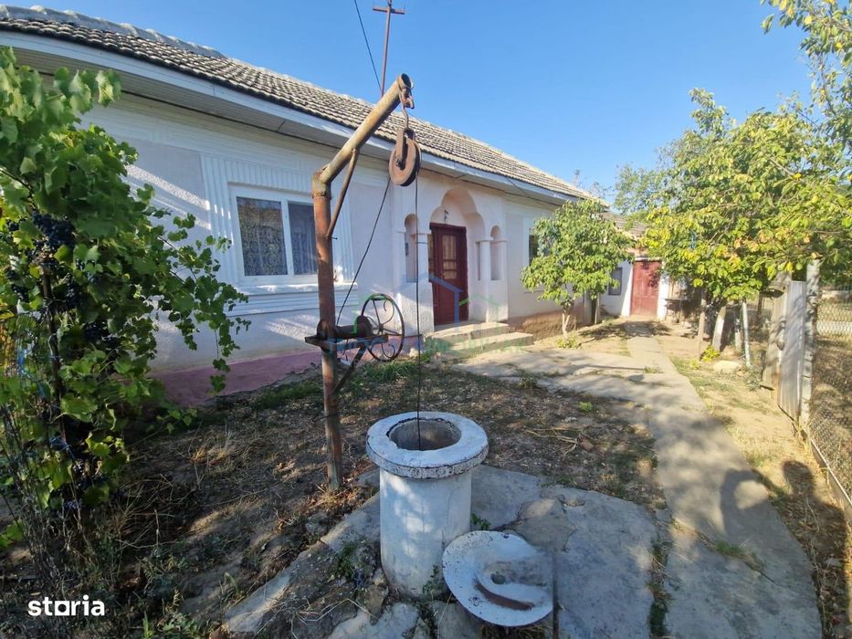 Casa De Vanzare + Teren  - Gangiova Dolj