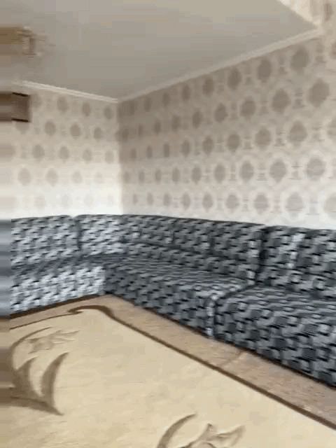 Диван в хорошем состоянии