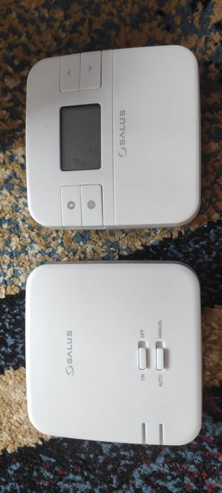 Termostat salus aproape nou