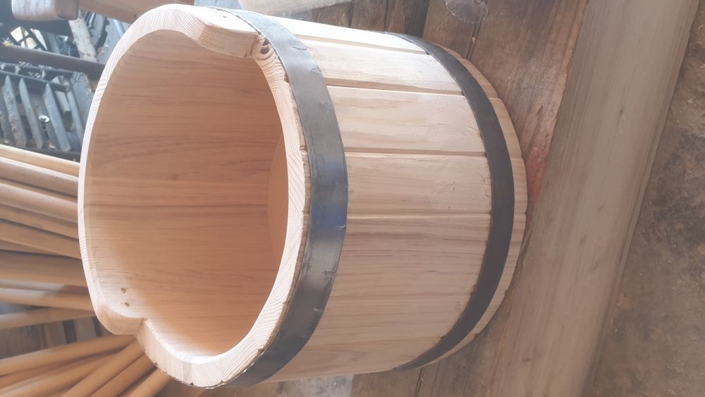 Ciubar. Putină brânză. Putina borș. Budaca,galeti de muls,