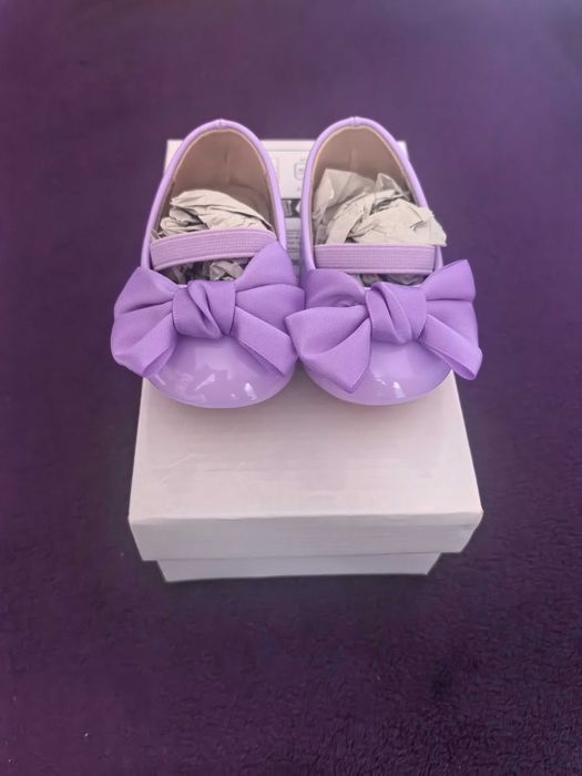 Pantofi fetita eleganti lucioși!