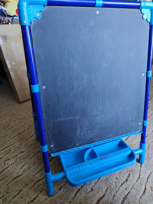 Продам мольберт детский