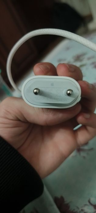 Зарядное устройство для Айфона (iPhone)