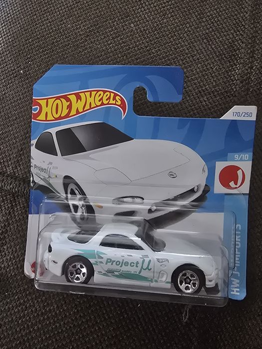 Vând mazda rx7 hotwheels