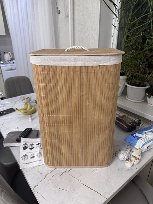 Бамбуковая корзина для белья