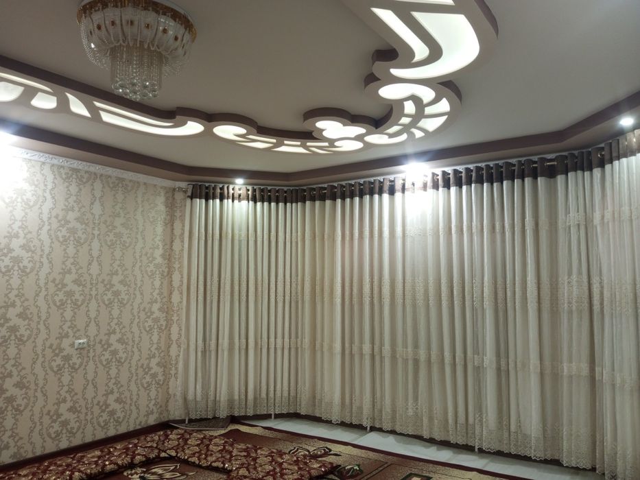 Uy yaxwi sastayenida