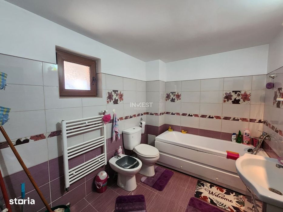 Casa Individuala , Zona Tomesti, 5 Camere