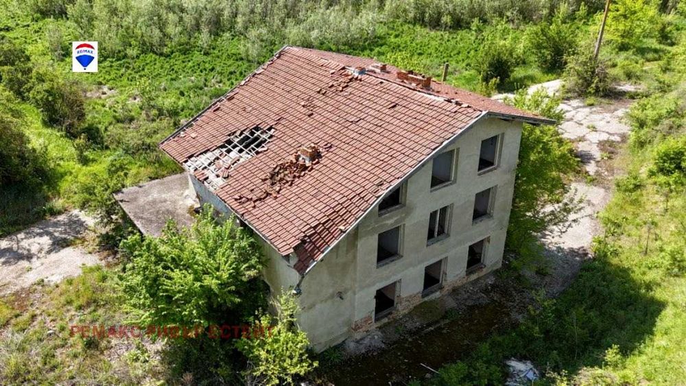 Продава се Парцел в с. Басарбово, Област Русе - 6249 кв.м за 33 €/кв.м - Снимка #3