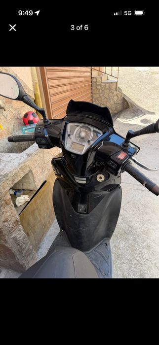 Скутер Kymco 200 кубика