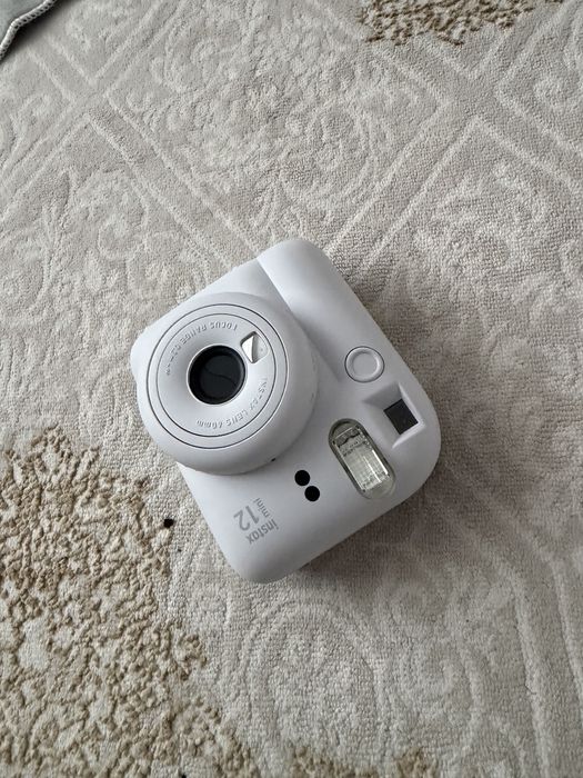 Instax mini 12 60mm