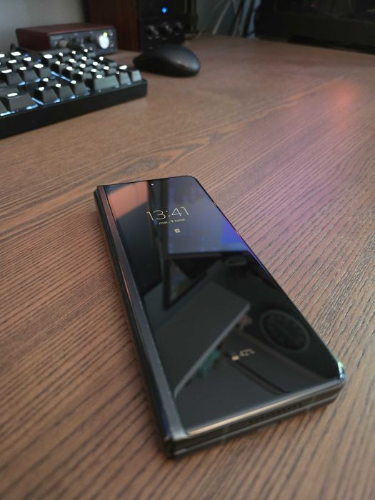 Samsung Galaxy Z Fold3 5G 256GB Phantom Green, Stare Impecabila, Cutie + Husa Cadou